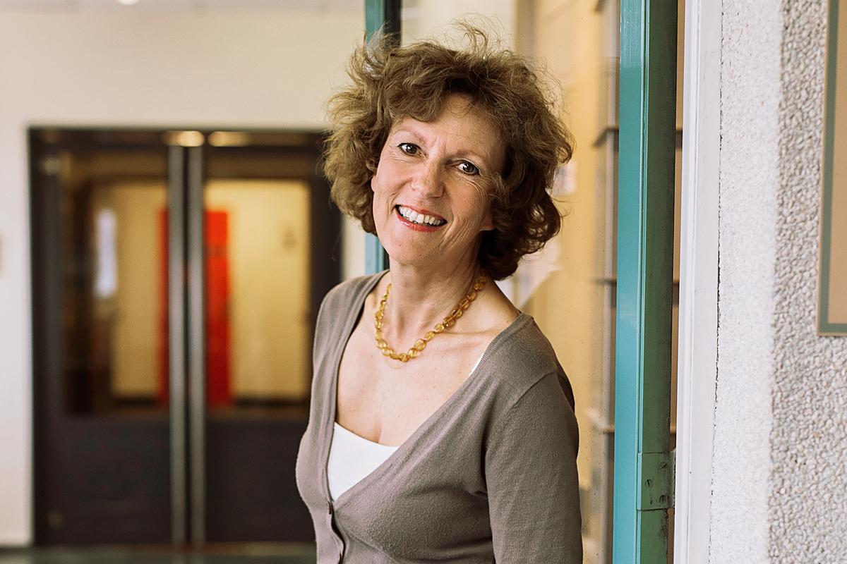 Quarante ans de CDD requalifiés en CDI : Noëlle Bréham, des “P’tits bateaux” d’Inter, obtient gain de cause. 

telerama.fr/radio/quarante…