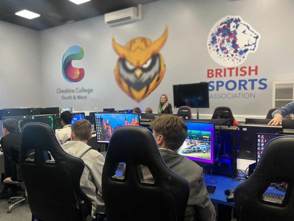 SchoolsCCSW (@ccswschools) on Twitter photo Great seeing so many Y9 pupils from <a href="/The_OaksAcademy/">TheOaksAcademyCrewe</a> and <a href="/STBoughey/">Sir Thomas Boughey</a> coming to our first ever school E-Sport competition. They will be competing in teams of 3 , playing rocket league over the next 5 weeks. Great seeing so many Y9 pupils from <a href="/The_OaksAcademy/">TheOaksAcademyCrewe</a> and <a href="/STBoughey/">Sir Thomas Boughey</a> coming to our first ever school E-Sport competition. They will be competing in teams of 3 , playing rocket league over the next 5 weeks.