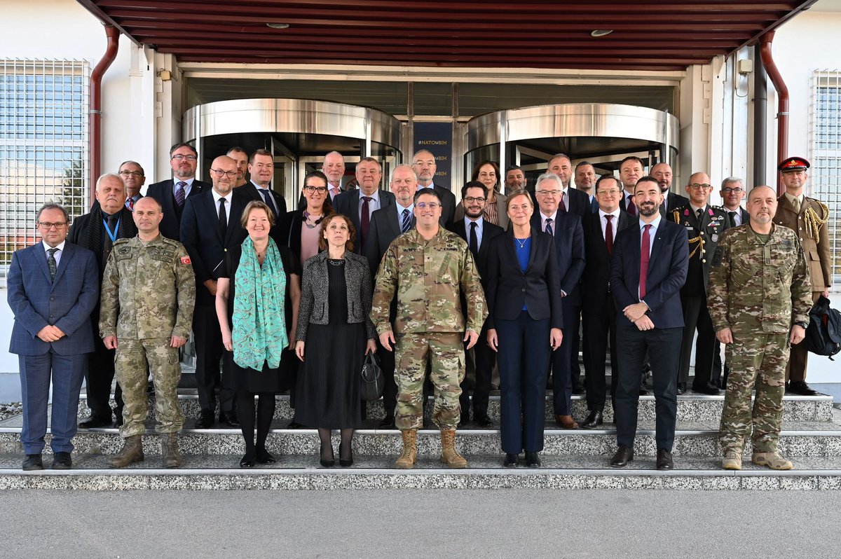 UKDefenceinBiH's tweet photo. 🇬🇧 attended the refreshed NATO Heads of Mission forum today at Camp Butmir. Thank you @natobih for the open and honest discussion, and we look forward to more close collaboration.

#WeAreNATO 
#UKinBiH https://t.co/Lup0qANbRD