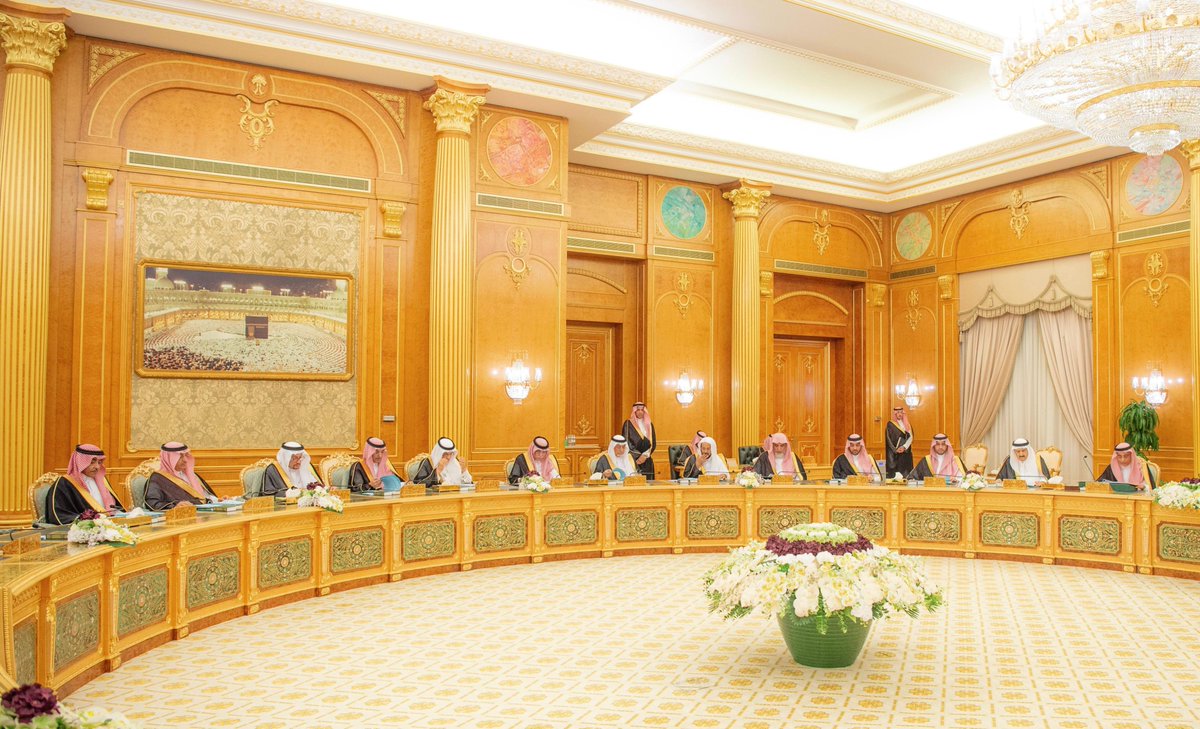 #مجلس_الوزراء: تفويض معالي وزير التعليم بوضع القواعد والضوابط في شأن الاتحاد السعودي للرياضة المدرسية.
#واس
