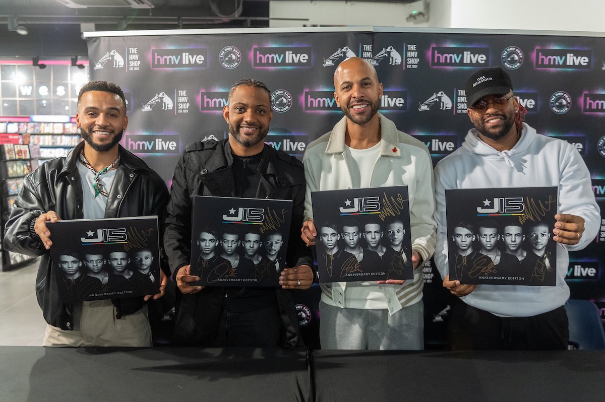 eleanor_jlsxo's tweet photo. the only men who will never let me down or hurt my heart, fucking love them more than life itself man🥺🫶🏻 https://t.co/tJRr5Q6x2c