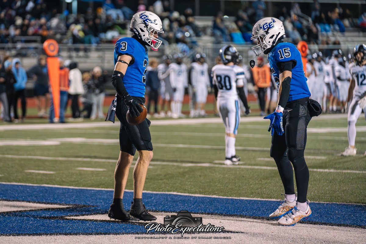 PhotoExpectatio's tweet image. Another GEHS touchdown reception!!

@GEHSBlazers @GEHSAthletics