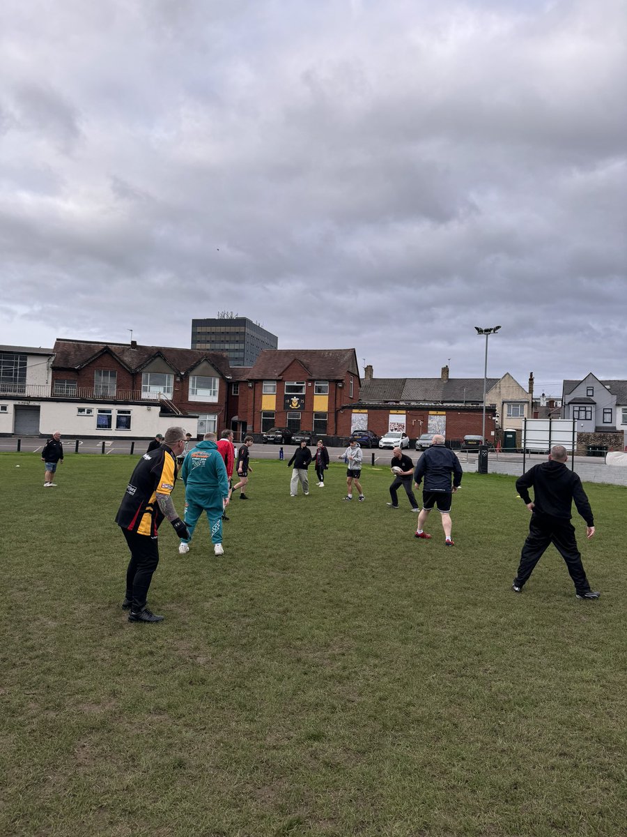 Caitlin Rees (@creeswru) on Twitter photo Great session this afternoon with <a href="/walktalkrugby/">Dragons PHOENIX Walking Rugby Team</a> π Some great skills on showπ Thanks to both <a href="/WelshRugbyUnion/">Welsh Rugby Union π΄σ §σ ’σ ·σ ¬σ ³σ Ώ</a> apprentices <a href="/DanTaylorWRU/">Dan Taylor</a> & Aneurin for coming downππ» <a href="/MikeSage9/">Mike Sage π΄σ §σ ’σ ·σ ¬σ ³σ Ώ</a> <a href="/kburgess81/">Karen Burgess</a> <a href="/elerijackson/">elerijackson</a> <a href="/DRA_Community/">DRAGONS RFC COMMUNITY π</a> Great session this afternoon with <a href="/walktalkrugby/">Dragons PHOENIX Walking Rugby Team</a> π Some great skills on showπ Thanks to both <a href="/WelshRugbyUnion/">Welsh Rugby Union π΄σ §σ ’σ ·σ ¬σ ³σ Ώ</a> apprentices <a href="/DanTaylorWRU/">Dan Taylor</a> & Aneurin for coming downππ» <a href="/MikeSage9/">Mike Sage π΄σ §σ ’σ ·σ ¬σ ³σ Ώ</a> <a href="/kburgess81/">Karen Burgess</a> <a href="/elerijackson/">elerijackson</a> <a href="/DRA_Community/">DRAGONS RFC COMMUNITY π</a>