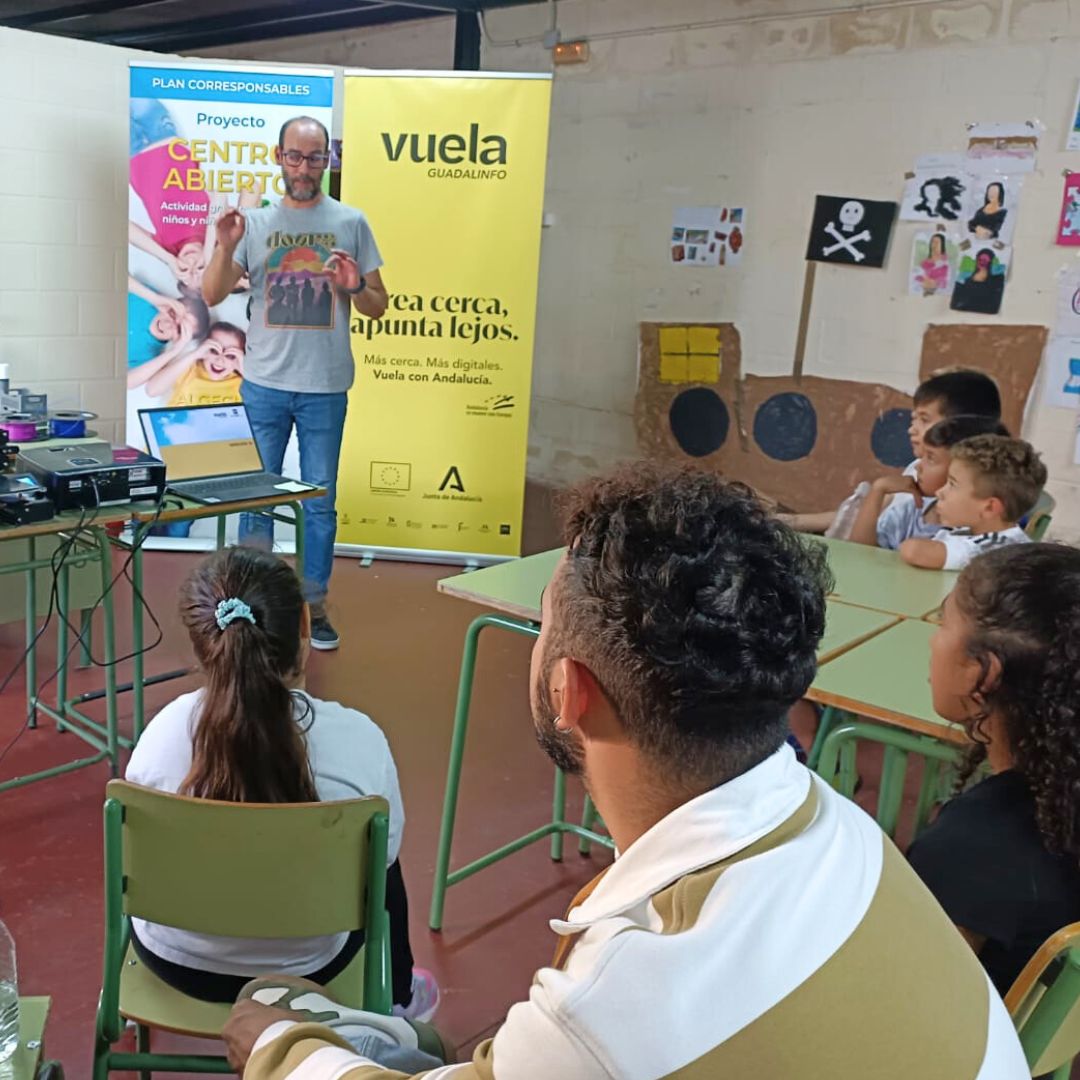 funddonbosco's tweet photo. El pasado 25 de octubre Centro Abierto, Proyecto de @funddonbosco y el @aytoalgeciras en el marco del "Plan Corresponsables", con la colaboración de @AndaluciaVuela Algatocín.

Los objetivos de Centro Abierto son favorecer la conciliación de familias desde un enfoque de igualdad. https://t.co/yoF7qY7m6k