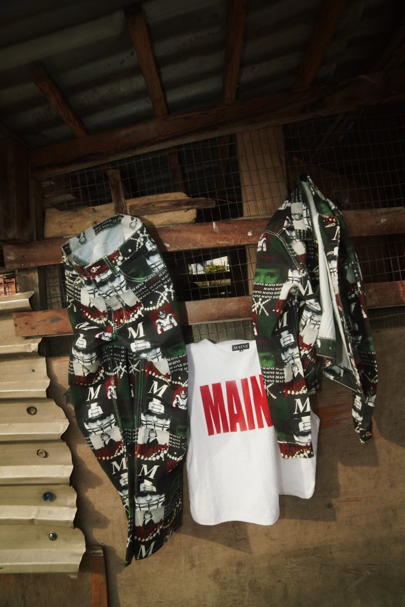 Skepta's tweet image. #MAINS street cast in Lagos 🔥🔥