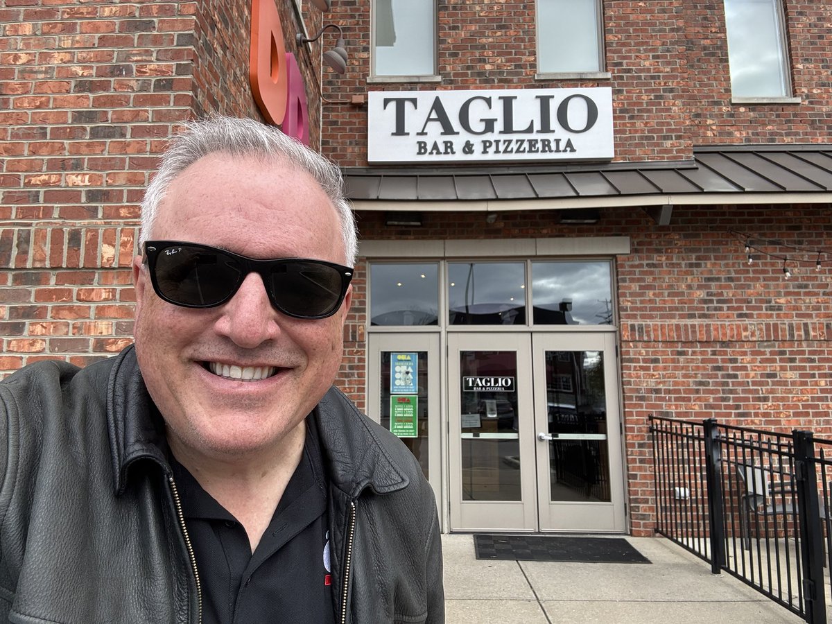 Gregory Hoodin tweet media