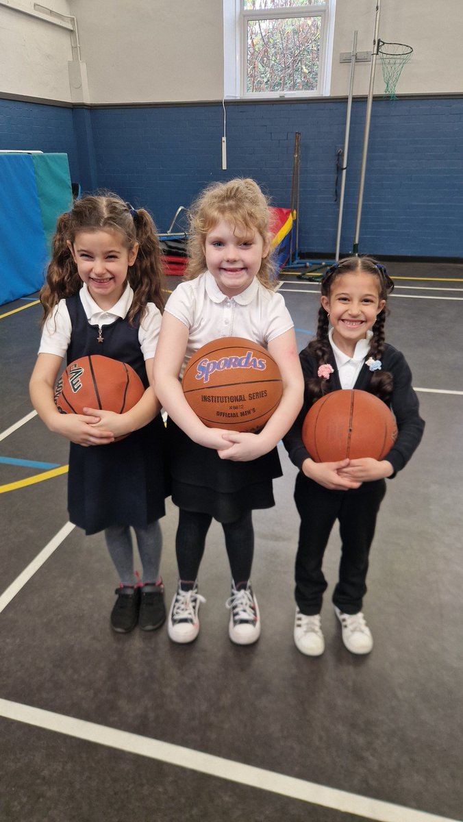 3 wee basketball superstars! They listened so well, confidently dribbled the ball,  demonstrated chest passes and topped it all off by scoring a basket each! ⭐️🏀⭐️🏀⭐️🏀