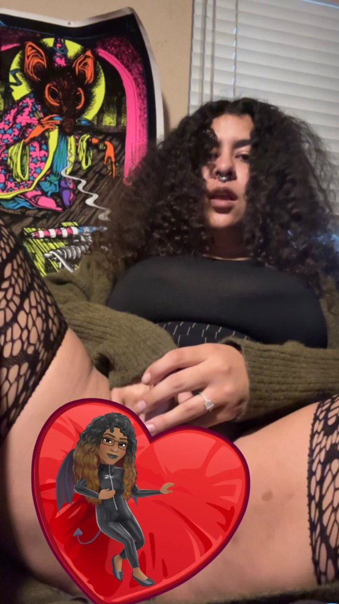 maeplay1999's tweet photo. See the uncensored 3 minute video https://t.co/TnDgVGAzuW