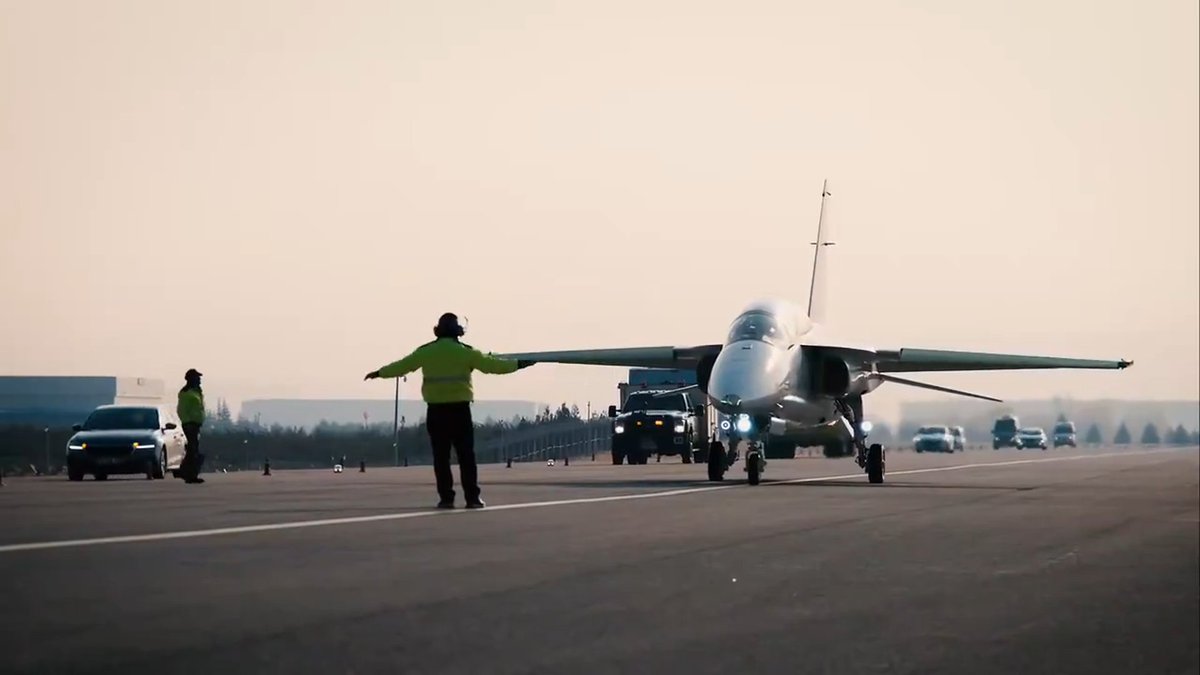 ogzhn_uyg's tweet image. 2. HÜRJET prototipi havalandı.
2025 yılı sonunda iki tane KAAN havalanmış olacak.