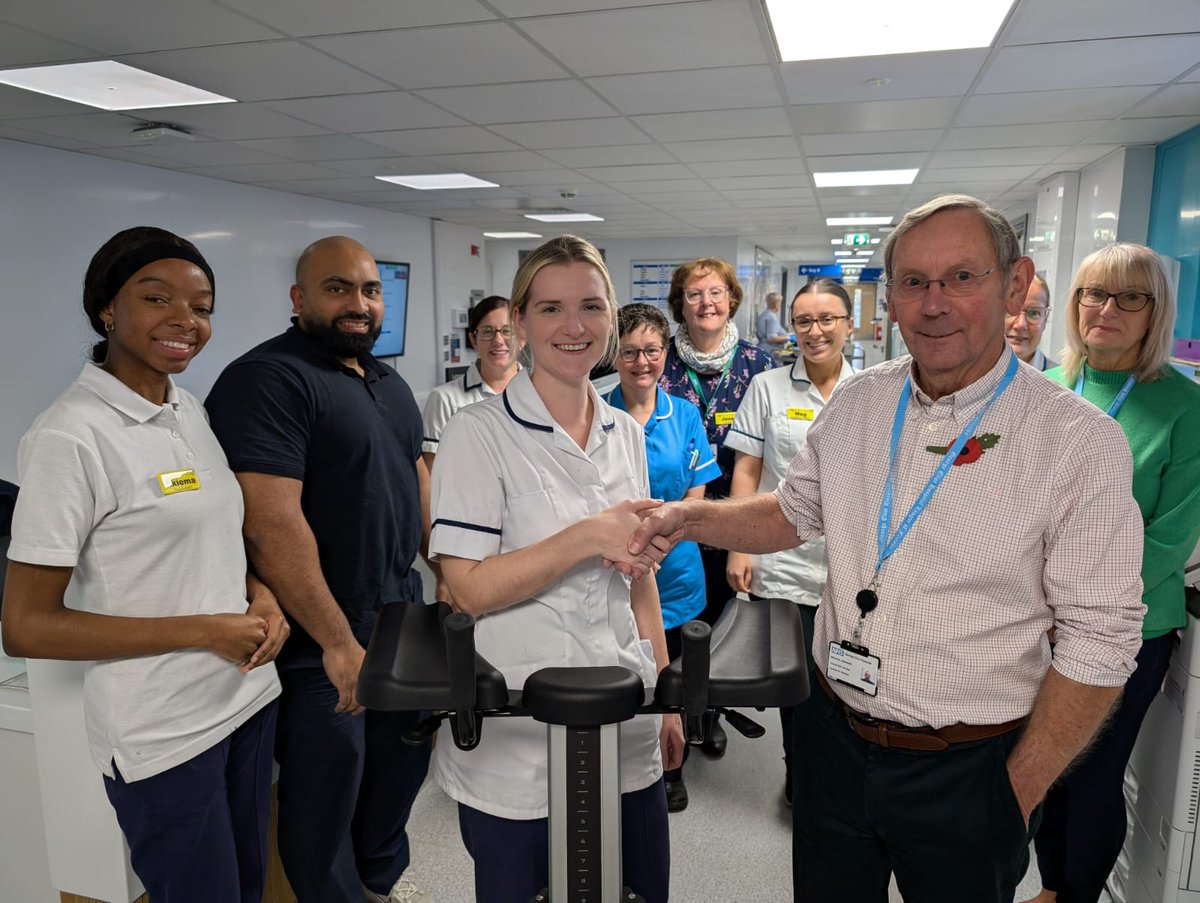 GEHNHSnews's tweet photo. League of Friends donate equipment to help hip fracture patients.

The equipment is an excellent rehabilitation tool for those who are non-weight bearing, experiencing pain whilst mobilising or lacking in confidence. 

The physio team are very grateful for the kind donation! https://t.co/X92RJZuwDY