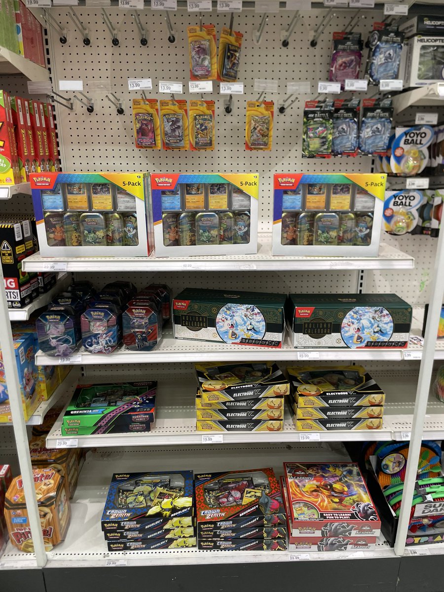 redlands_ie_tcg's tweet photo. Target Fontana, Ca off Sierra
Good stock. 👀
#yugiohtcg #DragonBallSupertcg #onepiecetcg #basketballcards #sportscards #footballcards #Baseballcards #Pokémon #Pokémoncards #Pokémontcg #pokemontarget #target #Disneylorcana https://t.co/aJbSDFKMns