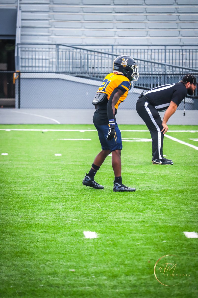 DontezHowardJr's tweet photo. Full szn Highlights SPGC Champs !!

https://t.co/dNUZtuxQNa https://t.co/uoqRDLtvz8