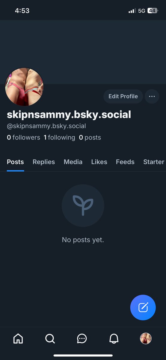 skipnsammy's tweet photo. Hiiiiii we decided to jump on bandwagon - give us a follow 🥰🥰 https://t.co/0QCpwseV1x https://t.co/u79lmRvb21