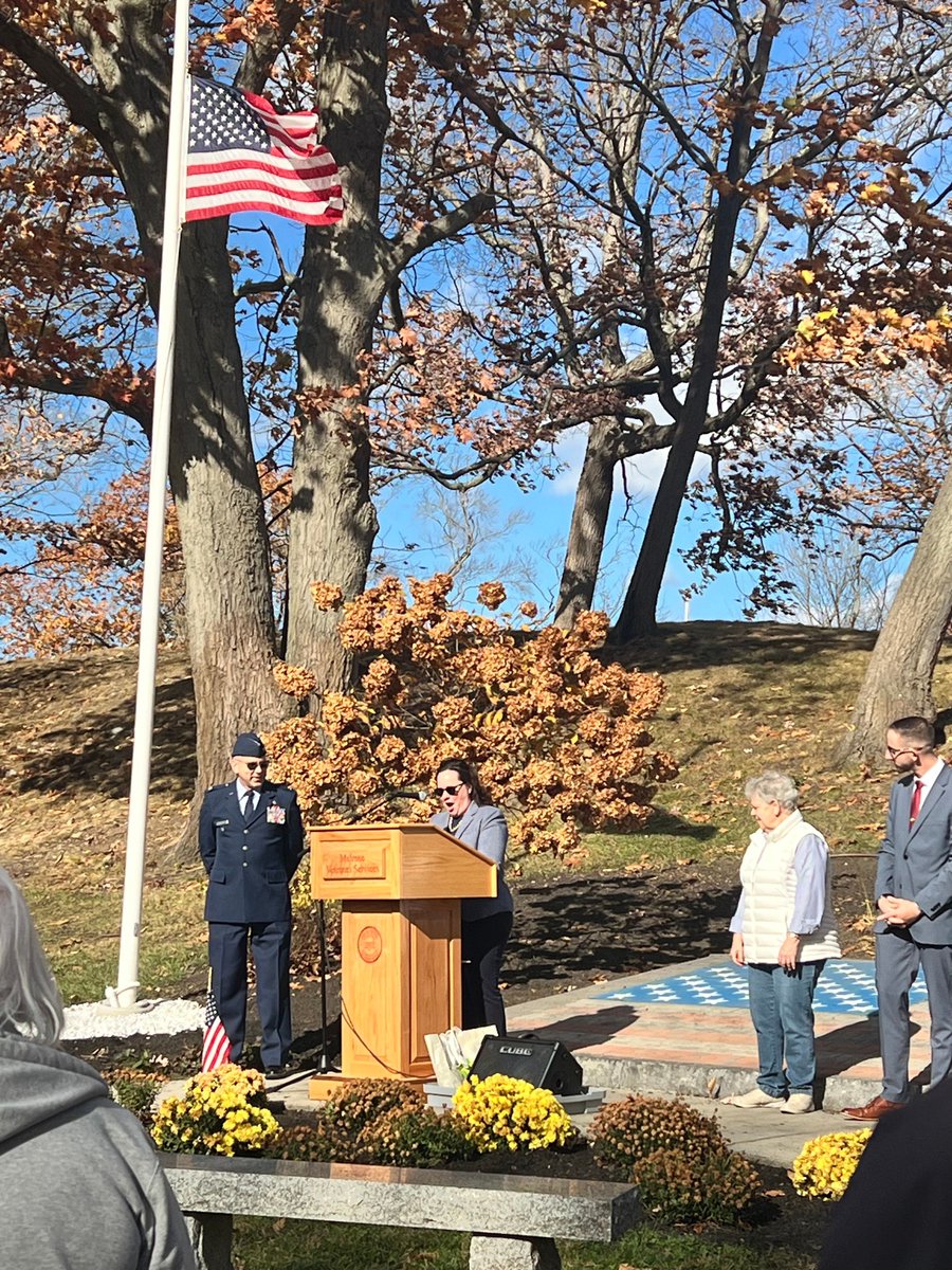 KateforRep's tweet photo. For #VeteransDay, I joined #32Middlesex @cityofmelrose at the Knoll &amp; #WakefieldMA at Galvin Middle to honor our veterans. Remarks from Bronze Star-recipient Commander Shelby Nikitin with questions from @WakefieldPS1 students was a highlight. https://t.co/7O5GCDALBh