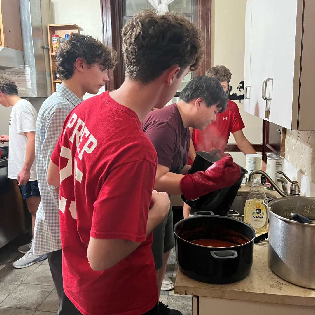 fairfieldprep's tweet image. Three impactful days of connection, service, and collaboration during the Urban Plunge. Fairfield Prep students and faculty joined schools and organizations across Bridgeport, embracing simple living and passionate service to uplift others.

#BeIgnited #AMDG
