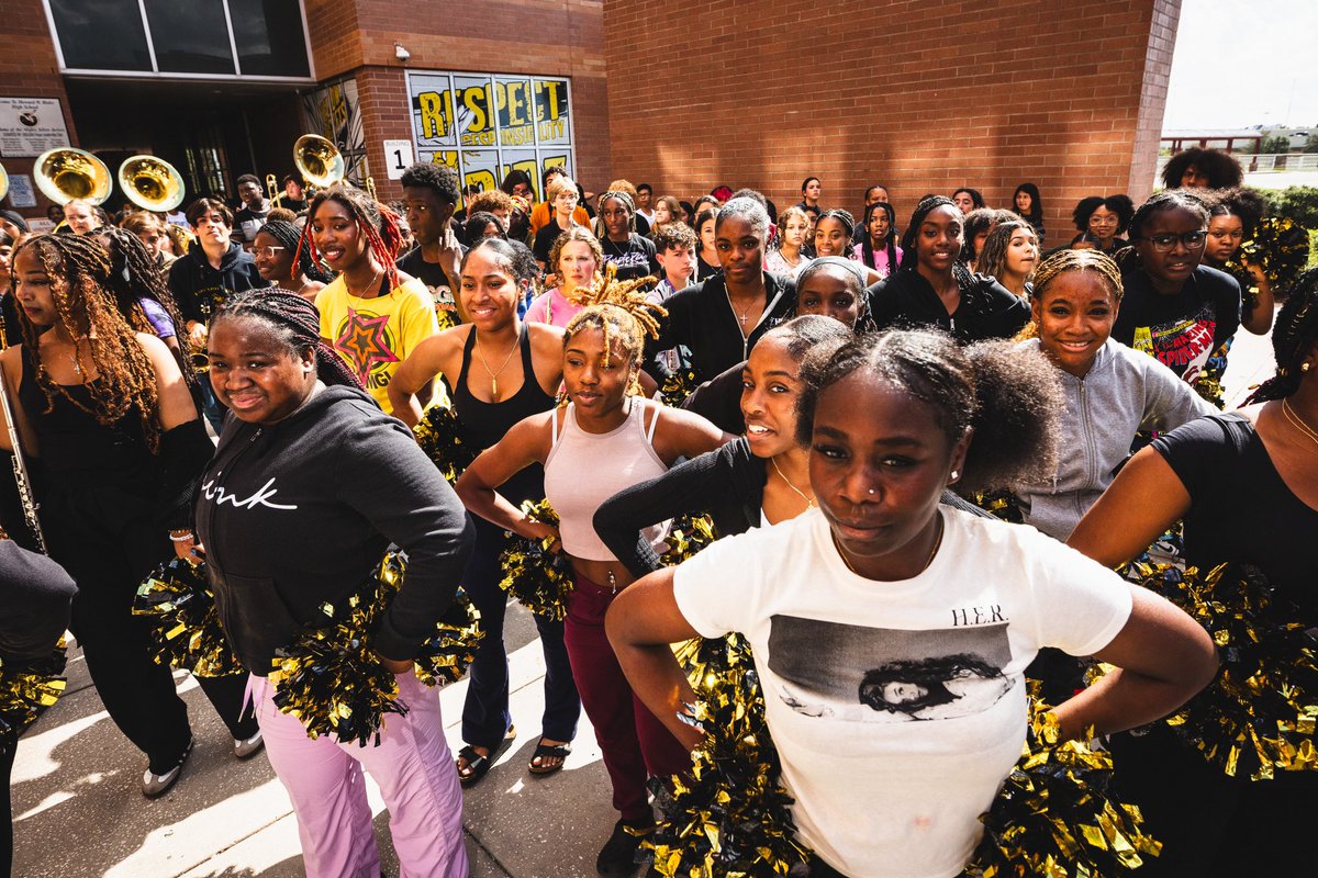 davedeckerphoto's tweet image. New work 

Thanks to the @justdoechii team for working with me today.

What a great assignment .

For @cl_tampabay