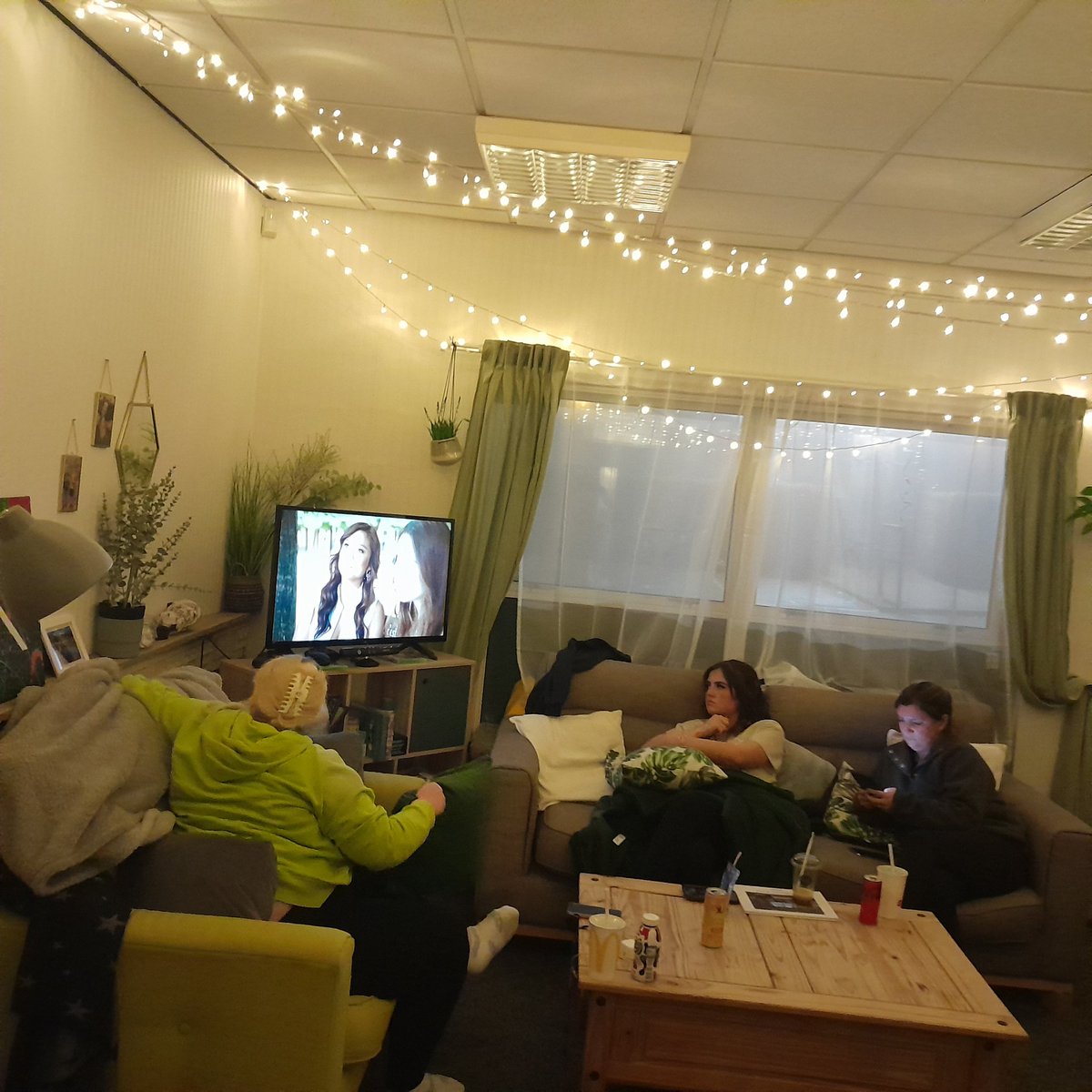RoutesSFAD (@sfadroutesyp) on Twitter photo Sometimes it's good to just chill and relax in our Routes room and escape from the world 🌎 #selfcare #metime #chilled <a href="/AngelaSFAD/">Angela Rushton-Clark</a> <a href="/AnnaSFAD/">Anna Littlejohn</a> <a href="/LynnSFAD/">Lynne Lucas</a> <a href="/ScotFamADrugs/">Scottish Families Affected by Alcohol and Drugs</a> <a href="/PamSFAD/">Pamela Burns</a> <a href="/Charli_SFAD/">Charli_SFAD</a> <a href="/clairesfad/">Claire from #TeamSFAD</a> Sometimes it's good to just chill and relax in our Routes room and escape from the world 🌎 #selfcare #metime #chilled <a href="/AngelaSFAD/">Angela Rushton-Clark</a> <a href="/AnnaSFAD/">Anna Littlejohn</a> <a href="/LynnSFAD/">Lynne Lucas</a> <a href="/ScotFamADrugs/">Scottish Families Affected by Alcohol and Drugs</a> <a href="/PamSFAD/">Pamela Burns</a> <a href="/Charli_SFAD/">Charli_SFAD</a> <a href="/clairesfad/">Claire from #TeamSFAD</a>