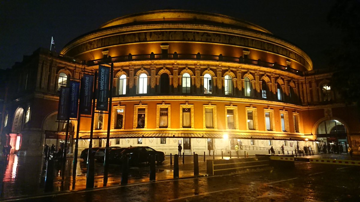 Mesmerizing performance from Bob Dylan <a href="/bobdylan/">Bob Dylan</a> at <a href="/RoyalAlbertHall/">Royal Albert Hall</a> tonight. Nine gorgeous cuts from the wonderful Rough and Rowdy Ways. The mobile phones ban also helped the dream like atmosphere enormously. At the end of it I felt like I was in a trance. Incredible gig.