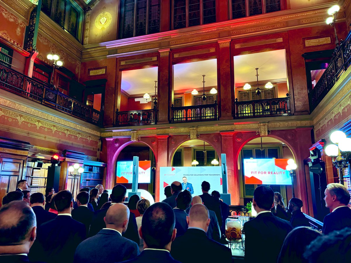 tamasivankovacs's tweet photo. I was very pleased to attend the annual #Brussels reception of the very successful #Hungarian 🇭🇺 multinational energy company #MOLGroup, our regional #energy leader dedicated to #FitforReality. https://t.co/bcHUEVFlH6