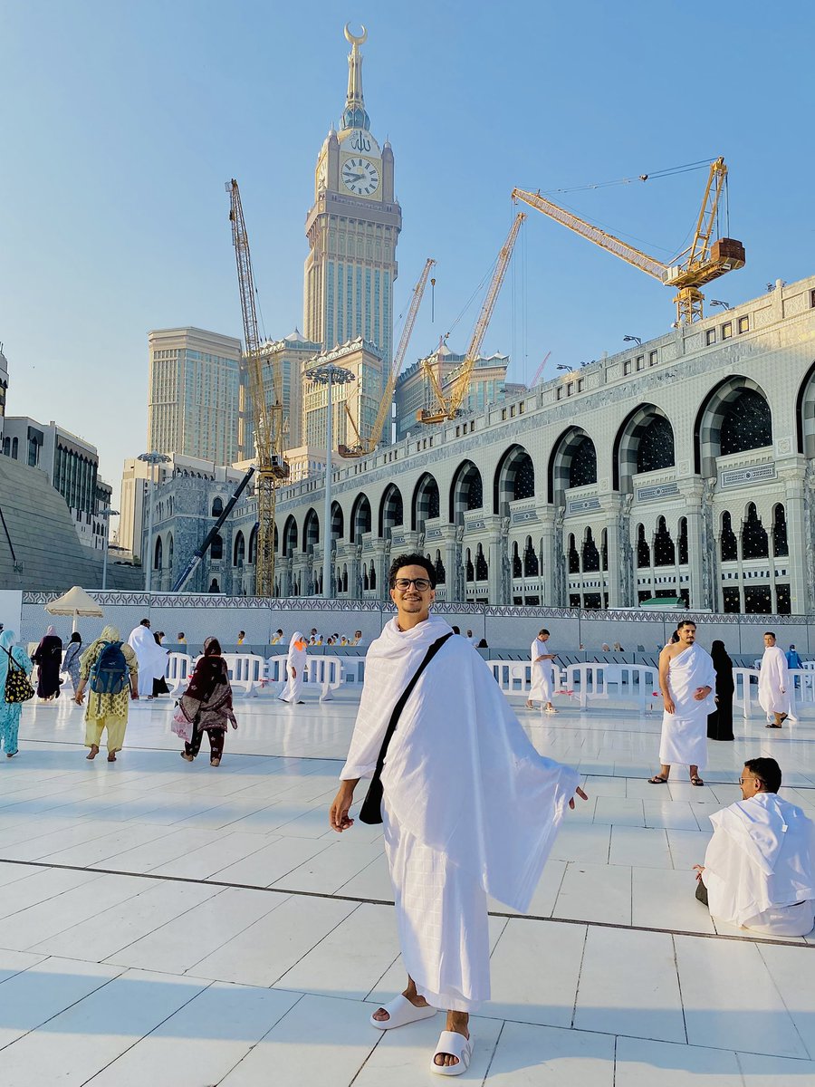 1To4ka's tweet photo. وما لكم من نعمه فمن الله  ♥️
الحمد لله حمداً كثيراً طيباً مباركاً فيه 🕋✨ https://t.co/7DH7b3CJHQ