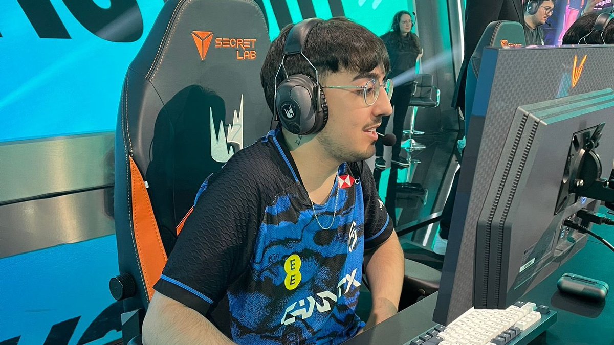 Alex Rial tweet media