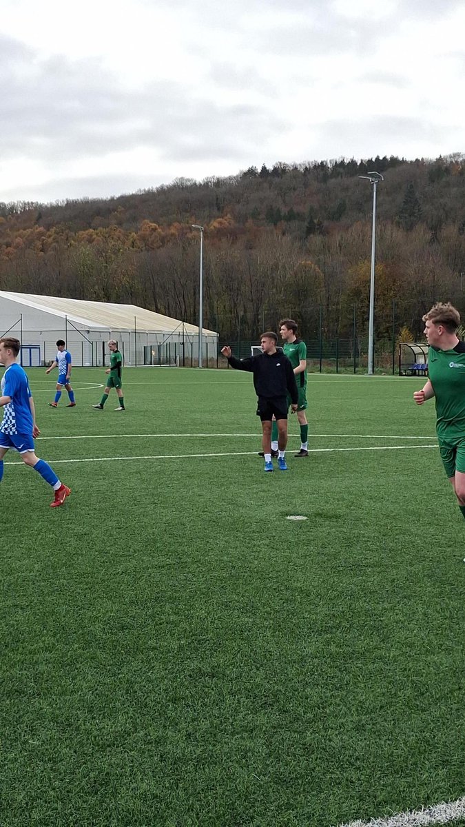 Lauren Morris (@morris88lauren) on Twitter photo Shoutout to our outstanding learner, Morgan Davies, from the <a href="/coleggwent/">Coleg Gwent</a> BGLZ Sport course, for stepping up to referee at the men’s AOC Regional Tournament! 🙌 Your dedication, leadership, and teamwork were essential to the event’s success #BGLZsport Shoutout to our outstanding learner, Morgan Davies, from the <a href="/coleggwent/">Coleg Gwent</a> BGLZ Sport course, for stepping up to referee at the men’s AOC Regional Tournament! 🙌 Your dedication, leadership, and teamwork were essential to the event’s success #BGLZsport