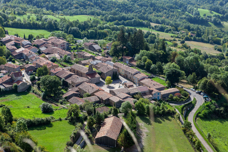 Review: Paradigms for Adaptation by Walter Haugen dlvr.it/TG863s (via resilience.org)