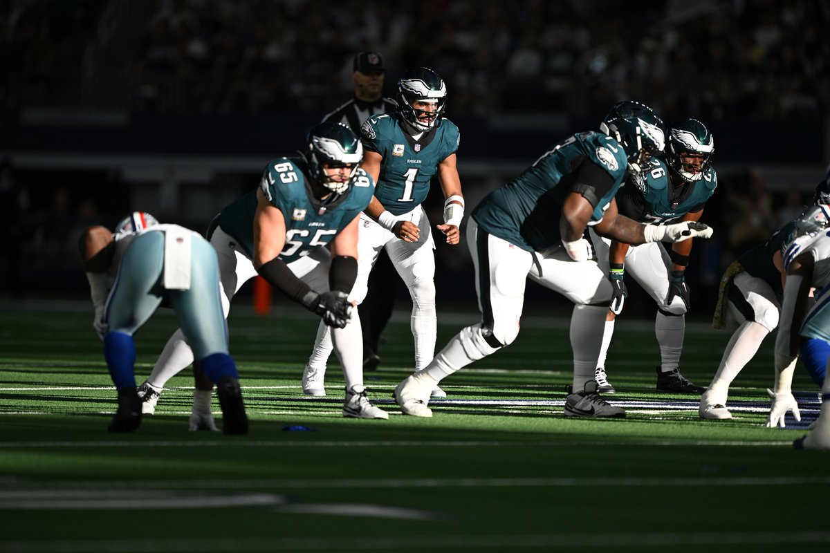Lane Johnson tweet media