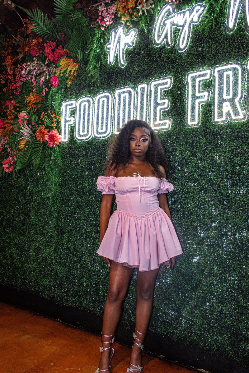 klouutrendyy's tweet photo. 11/08 .. https://t.co/61DE5Rslhr