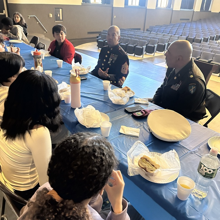 HTH Middle School tweet media