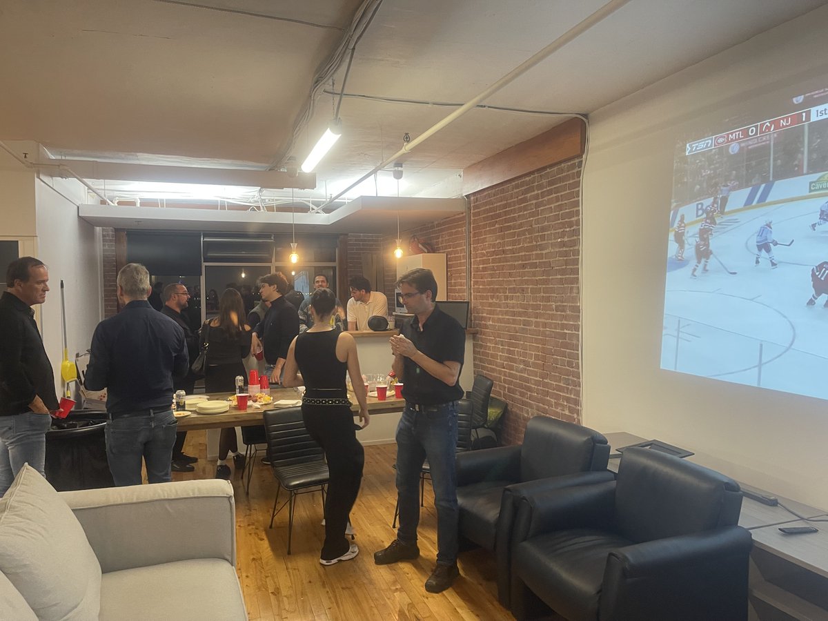 GeoPlusSoft's tweet photo. 🎉 Last week, we celebrated an exciting milestone at Geo-Plus! To mark the recent move of our head office in Montreal, we hosted a happy hour with our team, partners, and friends🥂 https://t.co/L3K9sWBd2a