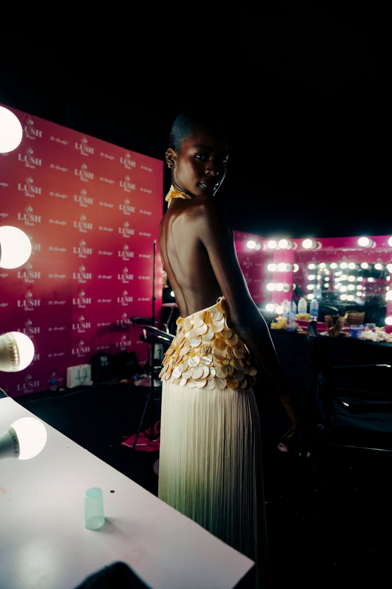 thefolajimy's tweet photo. Rebecca Fabunmi stuns in Kilentar. https://t.co/wLIgdCsz9g