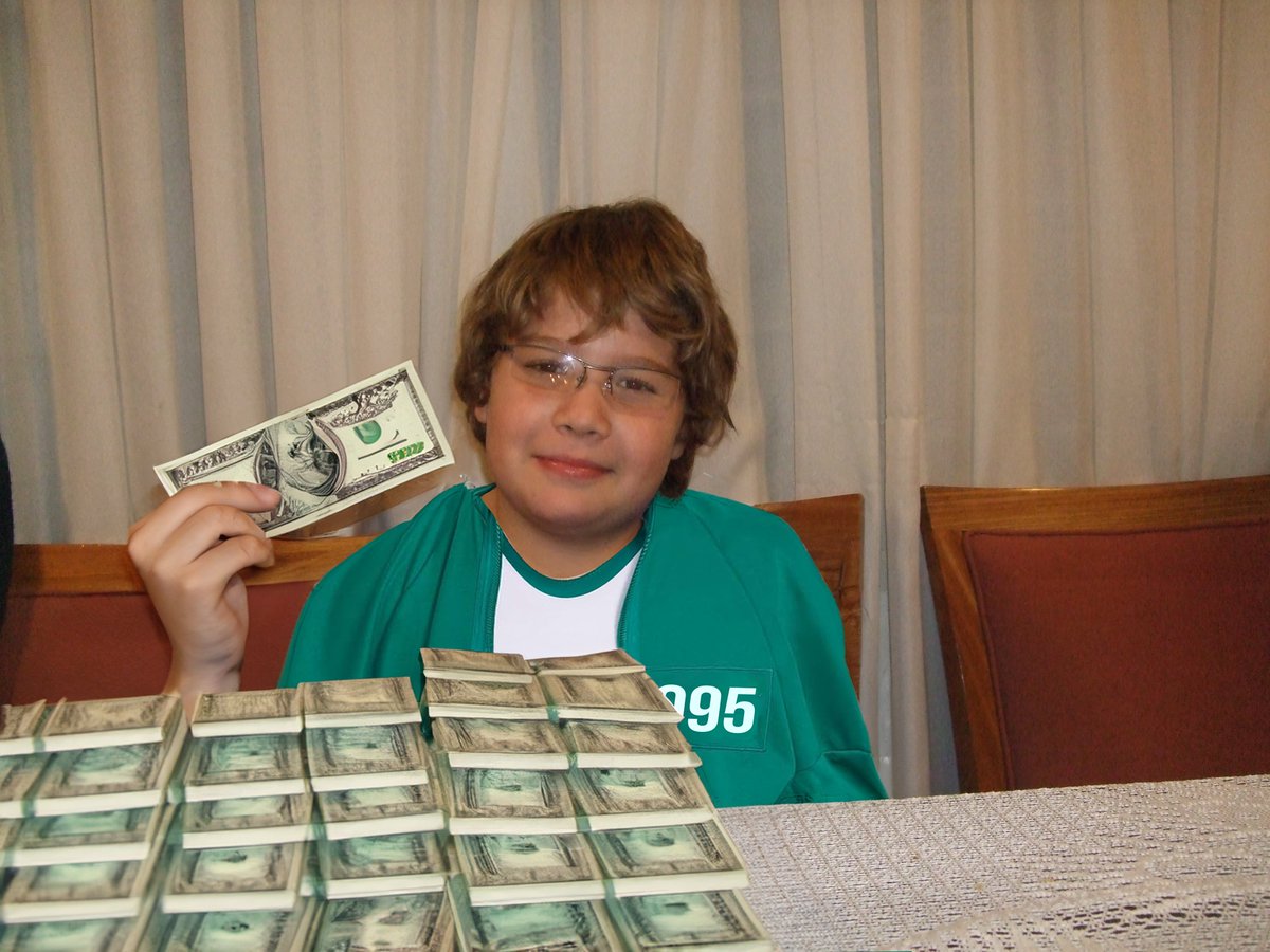 STREAM ON 🚨

👁️ SQUIDCRAFT 3, DÍA 1 👁️

prendan velas, no quiero morir primero denuevo y me vienen re bien los 100k usd 🙏
twitch.tv/unicornio