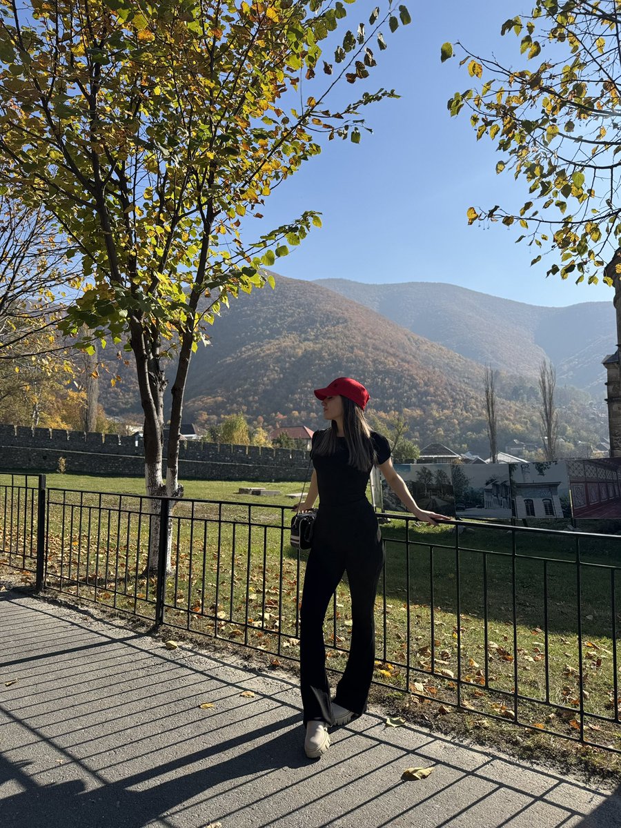sevllyy's tweet photo. 🍂 https://t.co/aCdvBfad2d