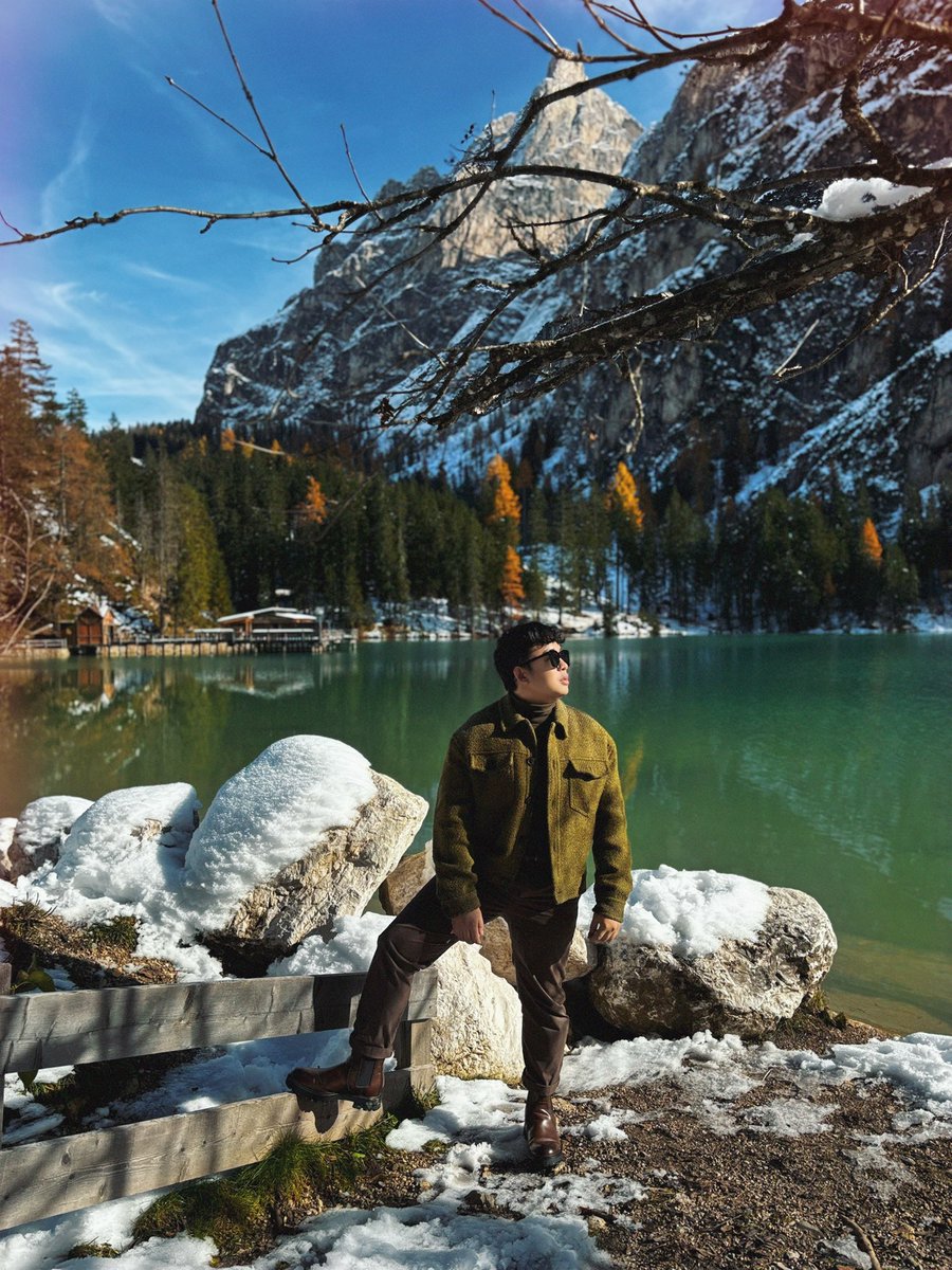 Awkward_Juan's tweet photo. Italian Dolomites stuck in my head. https://t.co/GRW86WITBa