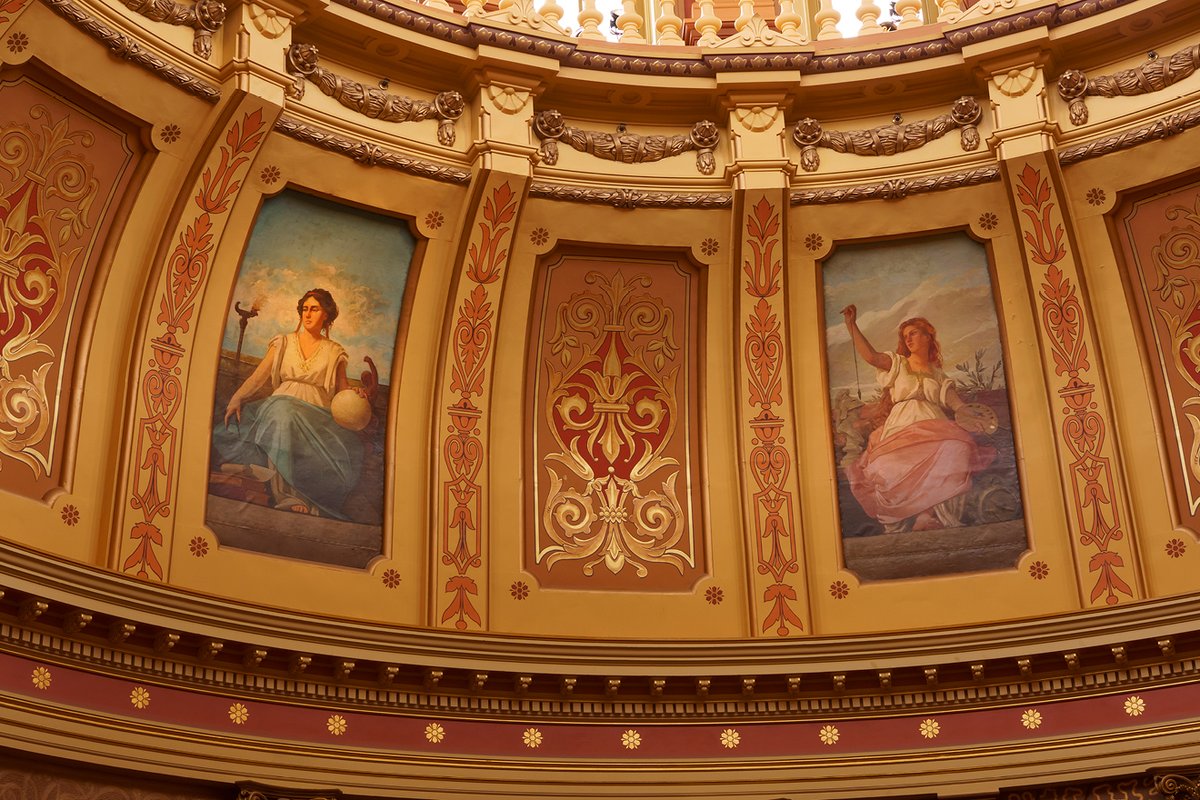 MLAoffice's tweet image. On Thursday, November 7, new legislation to safeguard library materials from censorship and protect the right to read was introduced in the Michigan House of Representatives. Read more here:
ow.ly/KajS50U5vsx #MIRIghtToRead