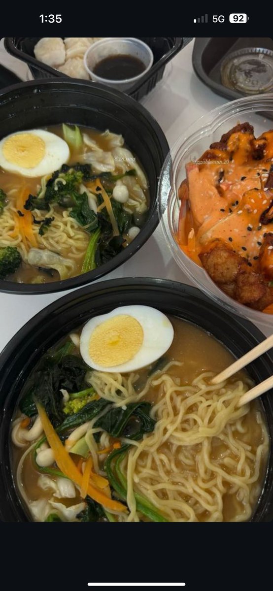 😋