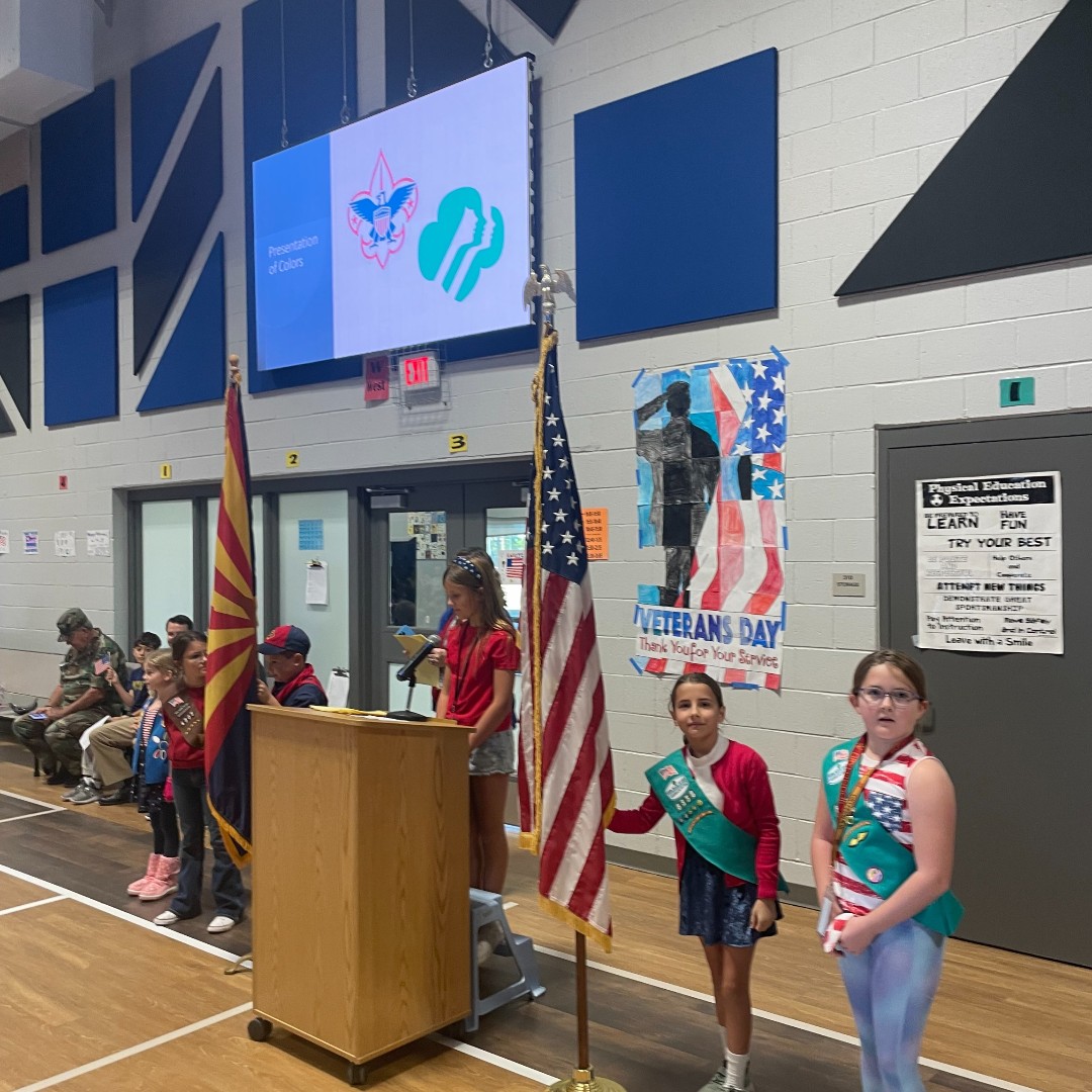 HopiSUSD's tweet image. Friday Hopi honored our Veterans at a K-5 assembly.  Thank you to all our veterans and their families.
#HopiHawkSoar #BecauseKids #ElevateExcellence