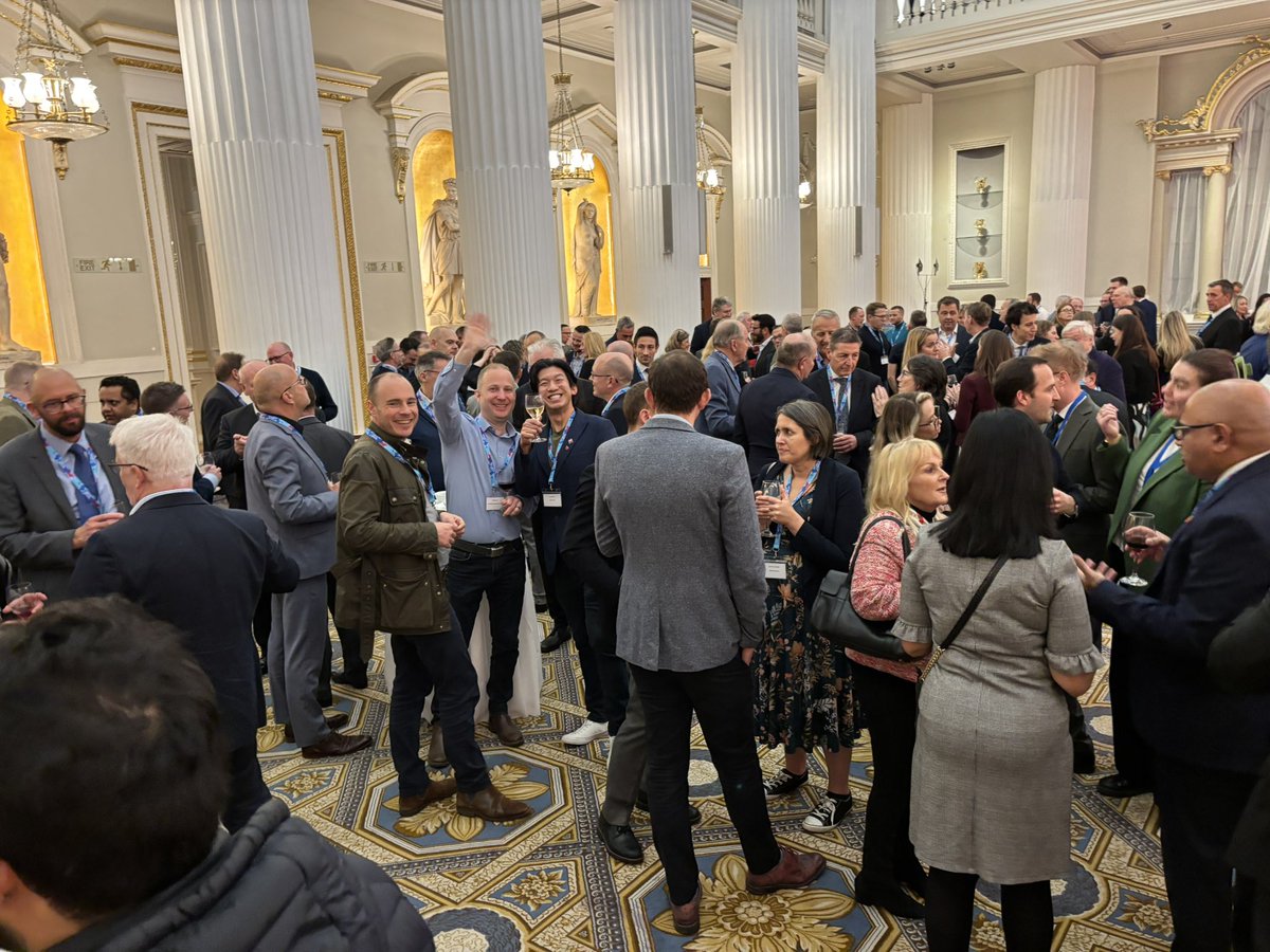 MarketingDerby's tweet photo. It’s fantastic to see so many #Bondholders in this bumper crowd at our 5️⃣0️⃣0️⃣th event,  at this year’s London Embassy in Mansion House!

Remember to tag us in any photos you take on here and LinkedIn 📸
 
#InvestInDerby #UKCapitalforInnovation
#Bondholders https://t.co/UgCGViDBM3