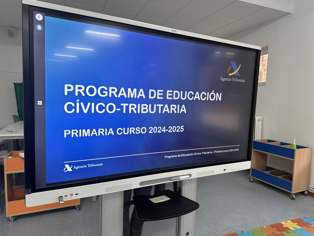 ceipdeagreda's tweet photo. Hoy nuestros alumnos de 5º y 6º han recibido una formación de la Agencia Tributaria muy interesante donde han podido valorar la importancia de pagar impuestos. @educacyl @CFIEdeSoria https://t.co/Sf25Ie12Si