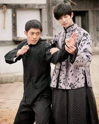 heneciaspuerto7's tweet photo. Henecia Puerto Rico le enviamos un mensaje de condolencias por la perdida de un gran actor #JaeRim. Pedimos 🙏 consuelo a sus familiares y amigos. Actuó en el kdrama #InspiringGeneration junto a nuestro querido 김현중 (Kim Hyun Joong). @khj_heneciatwt https://t.co/dLs96tzxvg