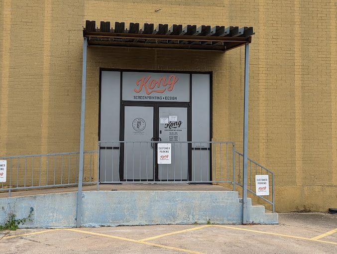 CM_Austin's tweet image. Join us on November 15th at Kong Screenprinting &amp;amp; Design. Register for your free ticket now  creativemornings.com/talks/michu-be… #CMthread #CMATX