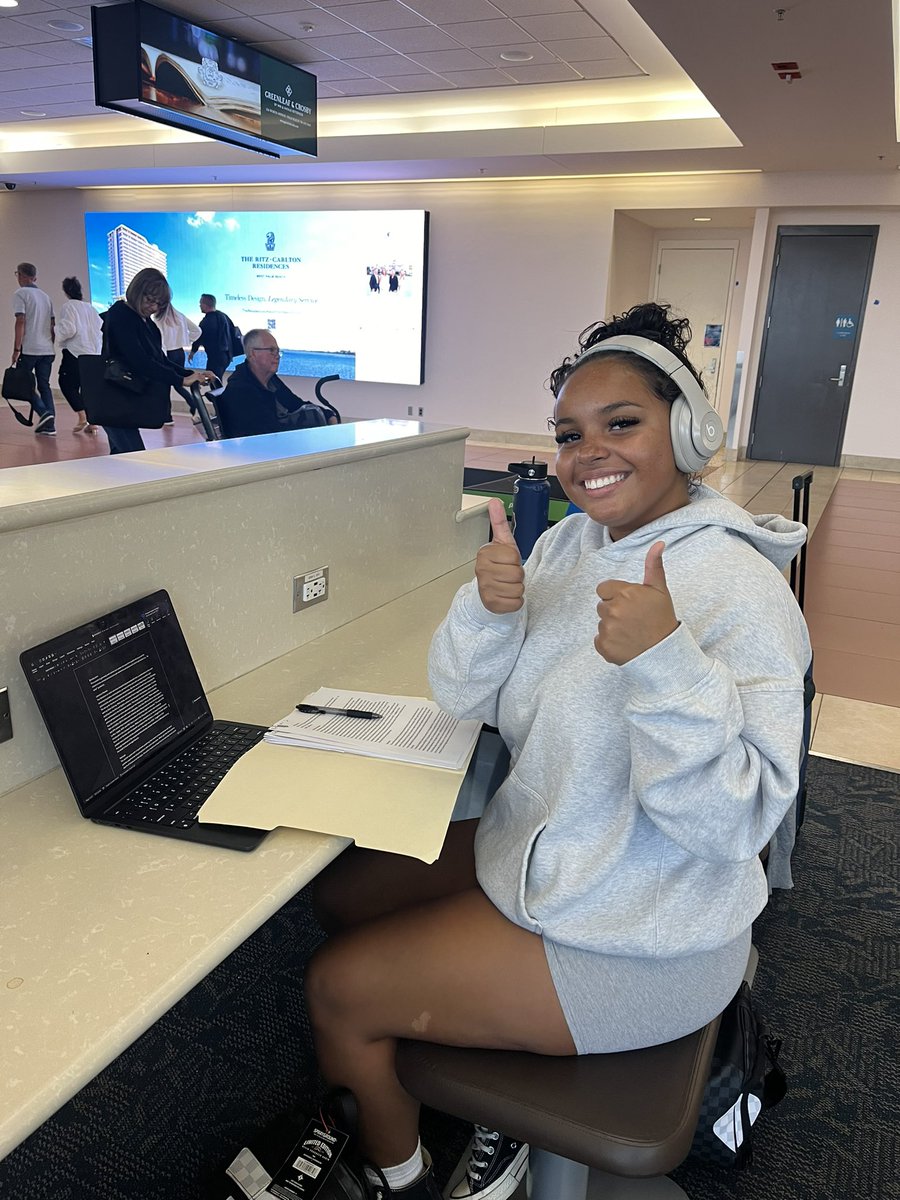 Colette Content tweet media