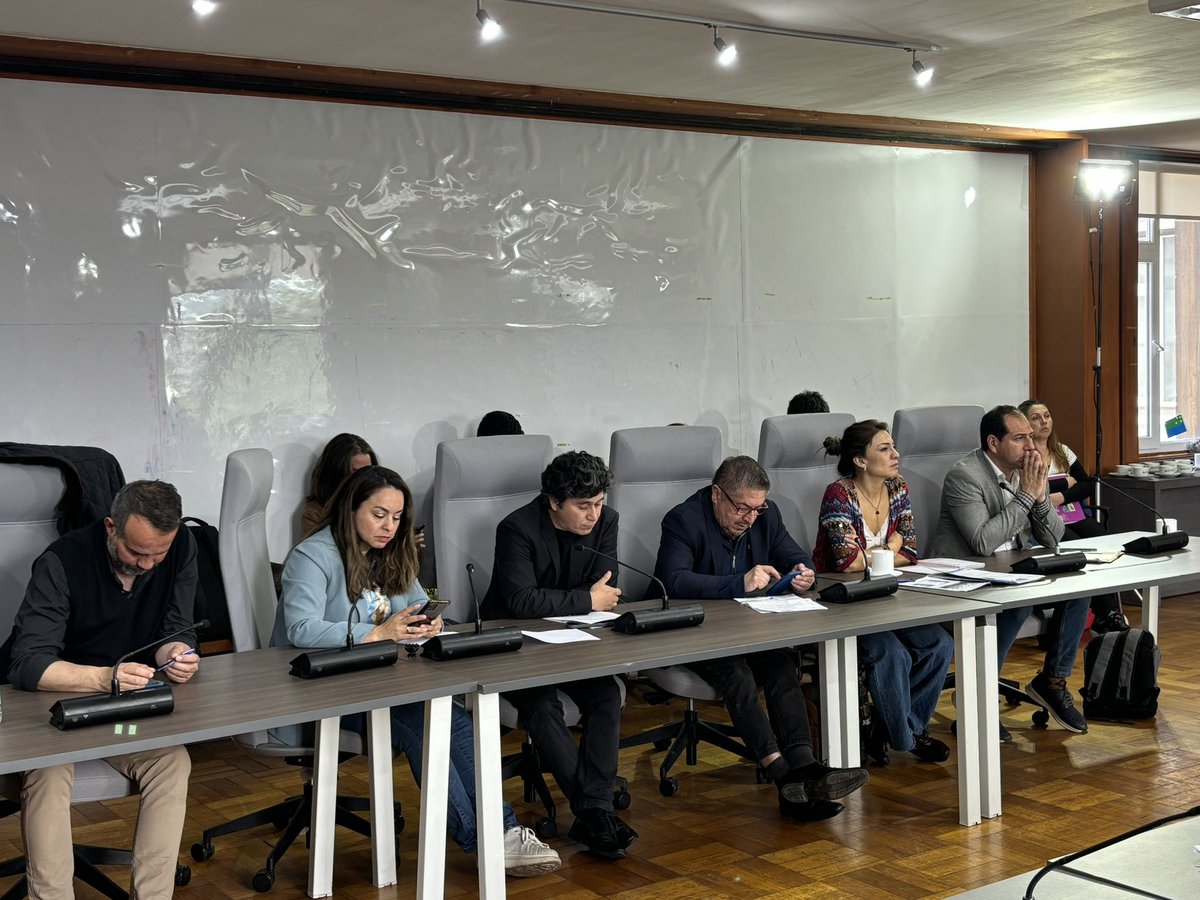 Seremi Economía Los Lagos (@seremieconomiax) on Twitter photo Ahora| Equipo de la División de Desarrollo Productivo Sostenible del <a href="/meconomia/">Ministerio de Economía, Fomento y Turismo</a> expone propuesta sobre Centro Tecnológico Regional de Economía Circular ante la Comisión Conjunta de Hacienda del Consejo Regional de Los Lagos <a href="/core_los_lagos/">Core Los Lagos</a> <a href="/GoreLosLagos/">Gore Los Lagos</a> Ahora| Equipo de la División de Desarrollo Productivo Sostenible del <a href="/meconomia/">Ministerio de Economía, Fomento y Turismo</a> expone propuesta sobre Centro Tecnológico Regional de Economía Circular ante la Comisión Conjunta de Hacienda del Consejo Regional de Los Lagos <a href="/core_los_lagos/">Core Los Lagos</a> <a href="/GoreLosLagos/">Gore Los Lagos</a>