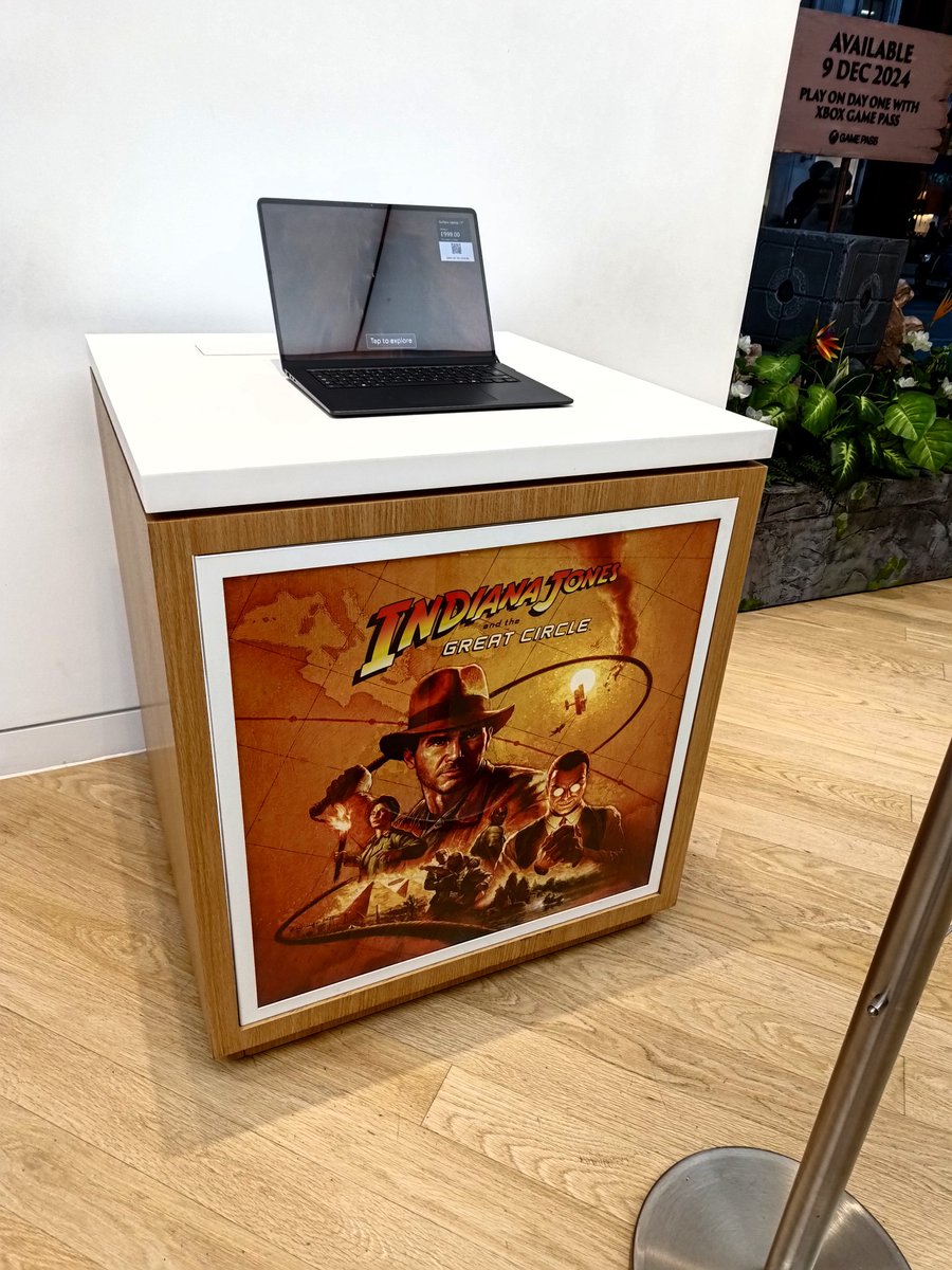 imis007's tweet photo. Popped into the #Microsoft Experience Centre at Oxford Circus! Fortune and Glory folks!🤠💥❤️🎮🎮
#Bethesda #IndianaJones #Lucasfilm #Machinegames 
#IndianaJonesAndTheGreatCircle https://t.co/Unn6w60uGV