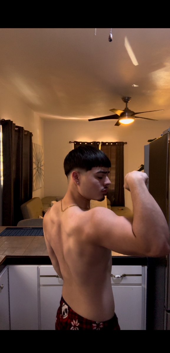 svbitaaa's tweet image. un flavor spicy 🌶️