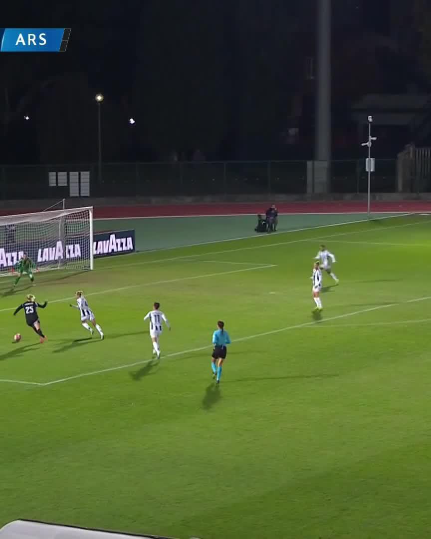 💥 Stina Blackstenius goes all the way to get Arsenal's 2nd against Juventus!Watch live for free on DAZN ▶️  #UWCLonDAZN #UWCL