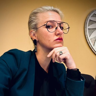 Jessica Campbell tweet media