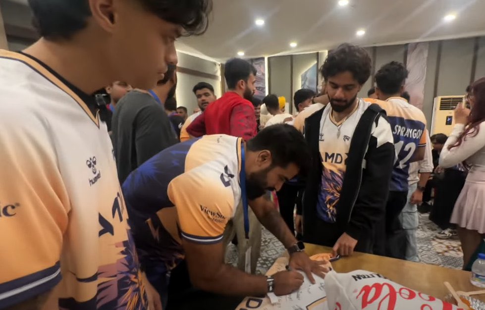 GamingGulz13743's tweet photo. Ghatak and Scout 😱 again in same team 
Tsm is back now. I wish Jonathan could play again with scout.
#scoutop #ghatak #tsmentity https://t.co/kVoUrSVf20