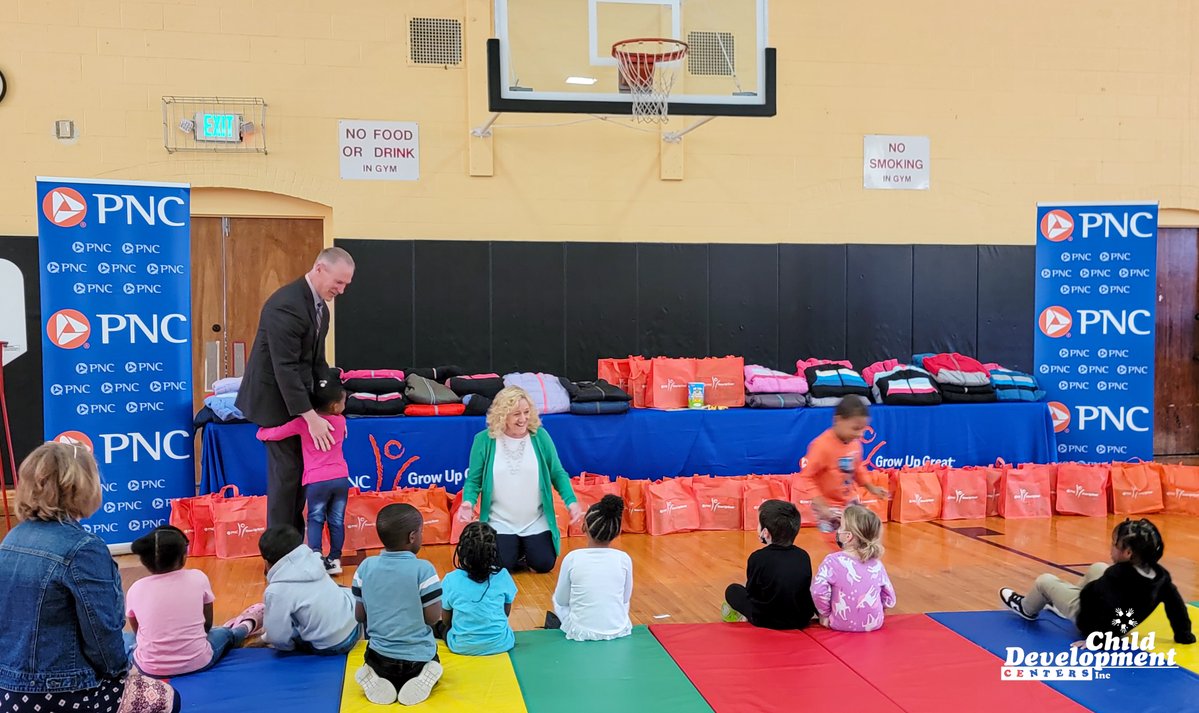 CDCenters's tweet photo. @PNCBank donated hundreds of new winter coats to our preschoolers during their annual warm coat distribution! This generous program has benefited hundreds of children enrolled across our Franklin, Cranberry, Oil City and Erie centers. Thank you, PNC! https://t.co/bNlTUFkUer